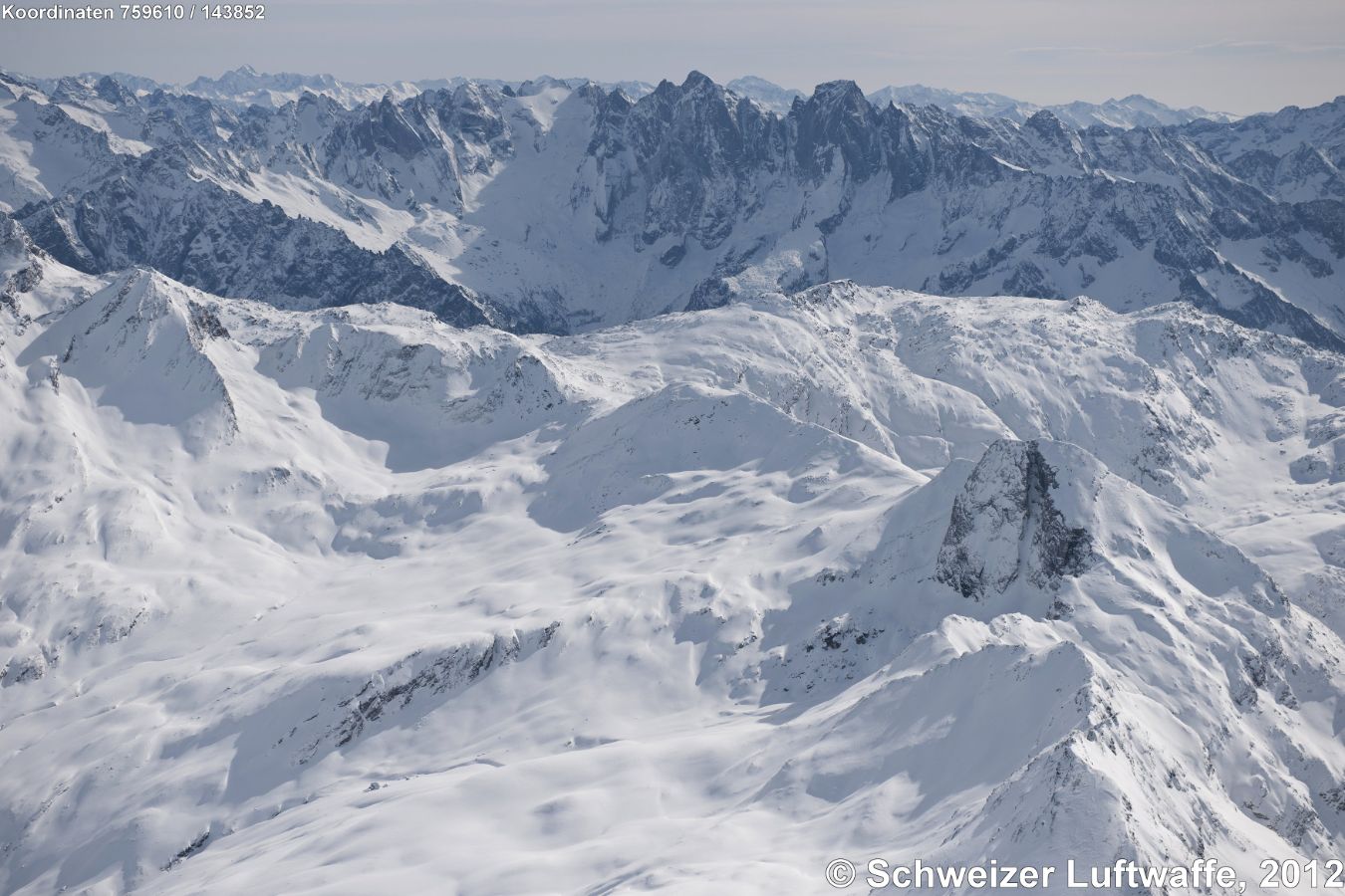 Bergalgapass - Übergang (Position (2'762'102.56, 1'139'633.41) mit Grauhörner - Piz Piot